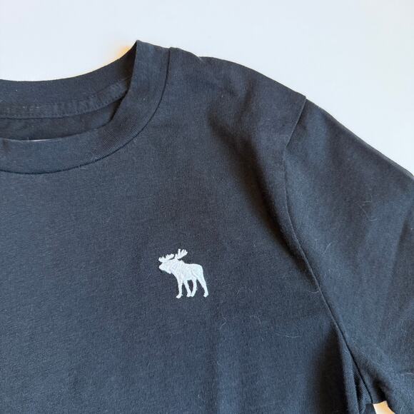 Abercrombie Kids Black Graphic Crewneck T-Shirt Bundle 7/8 - Picture 4 of 12